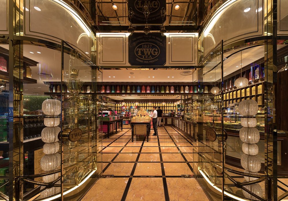 Commerce en pied d'immeuble